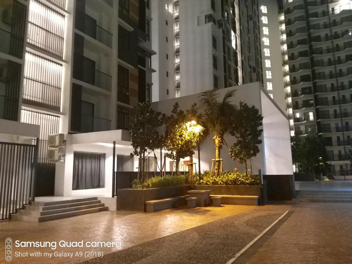 De Lavelle Suites @ Timur Bay Seafront Residence 콴탄 외부 사진