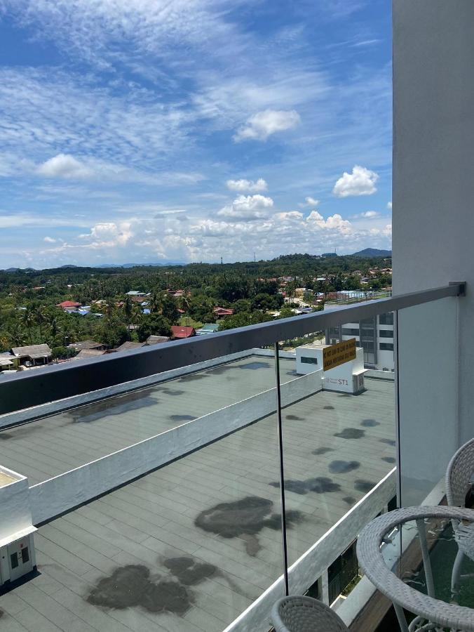 De Lavelle Suites @ Timur Bay Seafront Residence 콴탄 외부 사진